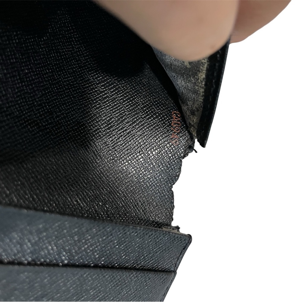 Louis Vuitton Epi Porte Chequier
Credit Card Long Wallet - Picture 5 of 9